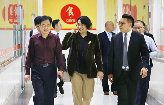 中国民办教育协会蔺琪理事长莅临我校 盛赞新东方