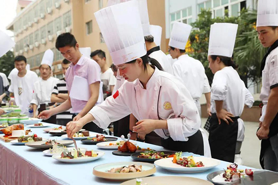 【专业指南】学西点、西餐有哪些行业优势?