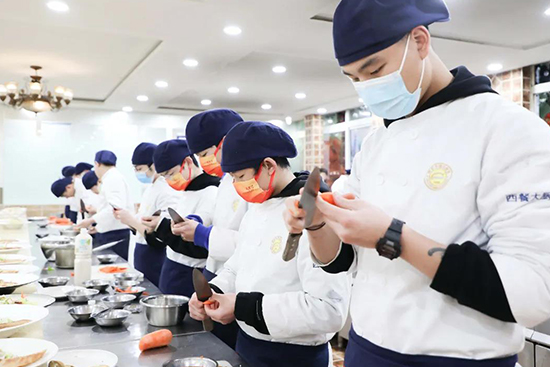 我们开学啦!与成都新东方一起向未来