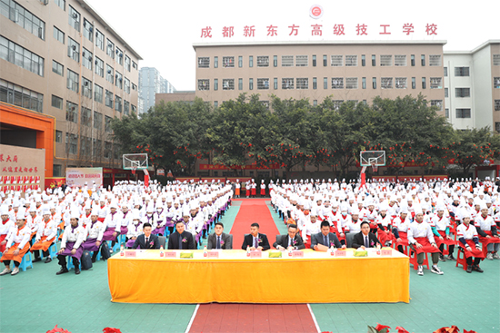 当新同学遇到成都新东方,会有什么样的火花