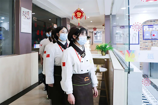 当新同学遇到成都新东方,会有什么样的火花