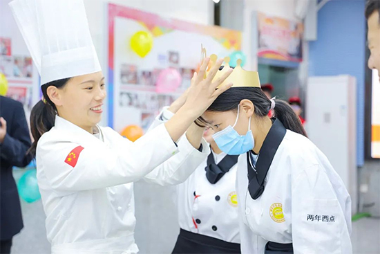 今天的加减乘除,和每一个新东方学子都有关!