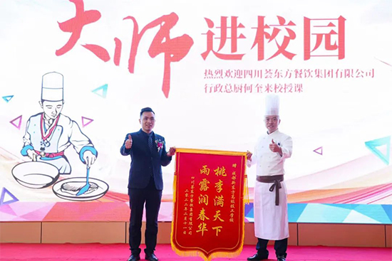 这样的校园,真的很难不爱