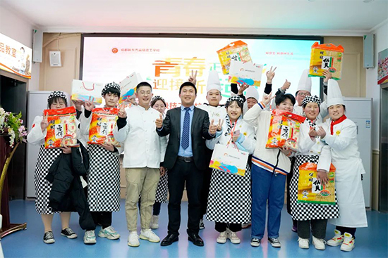 来看,这是热气腾腾的成都新东方校园!