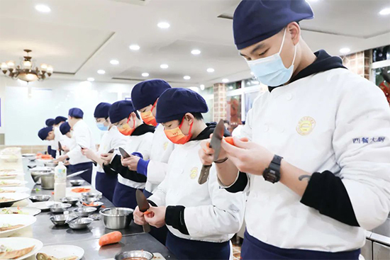 为什么成都新东方的学子就业无忧?