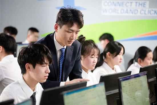 条条大路通大学,职高也能升学!