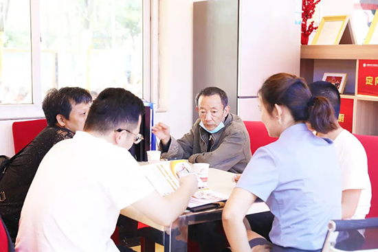 直击成都新东方夏秋季火热报名现??！还在择校的你，赶紧看过来！