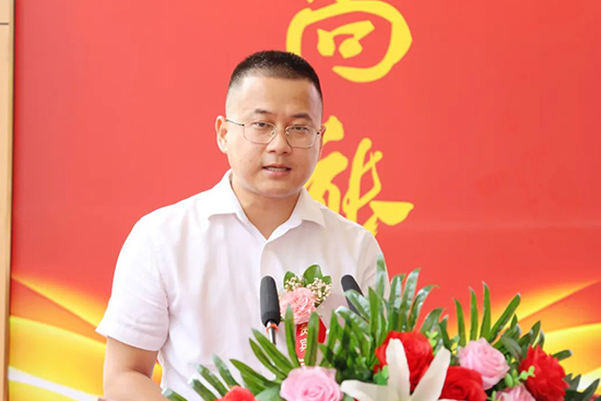 小龙虾狂欢节来袭，“丁点儿美食汇”烹饪大赛！