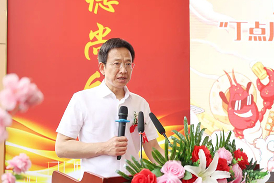 小龙虾狂欢节来袭，“丁点儿美食汇”烹饪大赛！