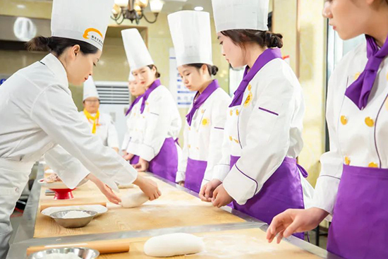 深度解析来袭,女孩子到底适不适合学厨?