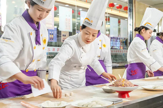 初中生毕业生还不知道怎么选学校?看这里就对了