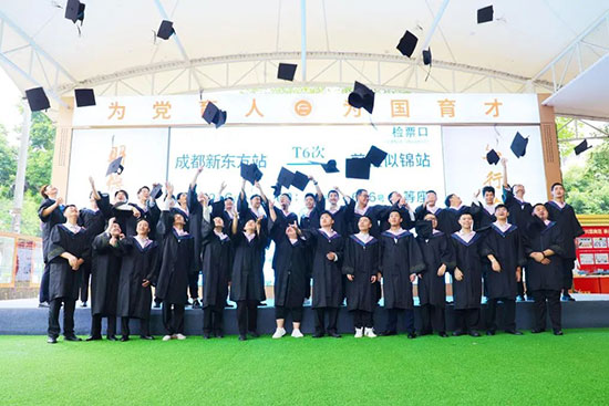第一次来技工学校学习,应该怎么做