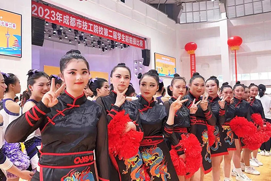舞动青春,大放异彩——我们获奖啦~