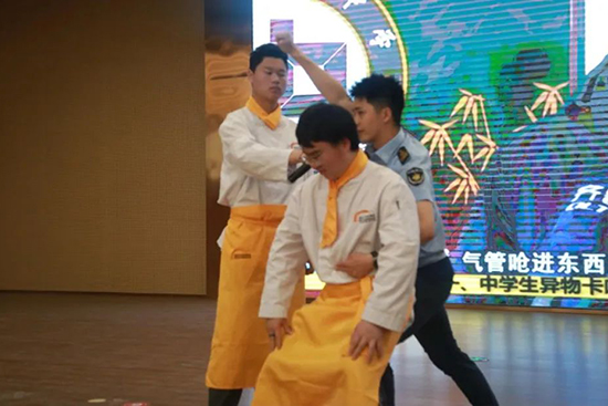 安全在心中，人人会应急，学校开展消防联合演练